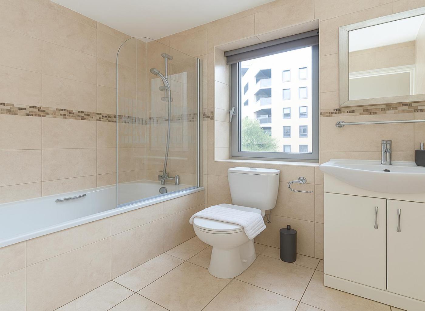 2 Bed Apartment In Camden London