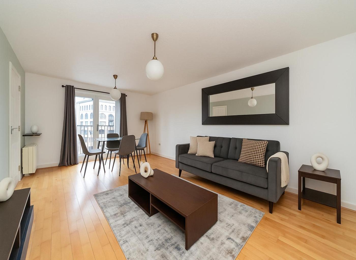 2 Bed Apartment In Camden Apartment